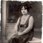 Profile picture of نعيمة المصرية Naima Al Massriya